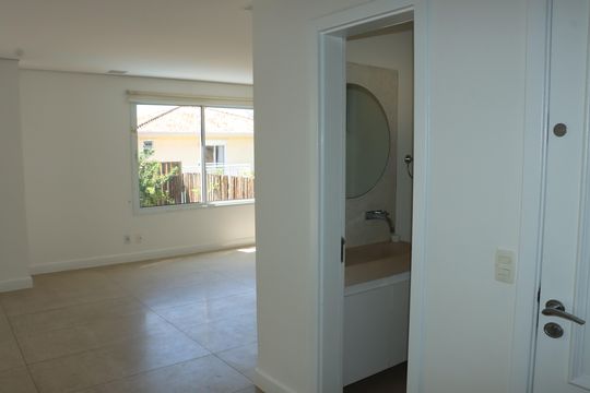 Casa de Condomínio para alugar com 4 quartos, 295m² em Horizontal Park, Cotia