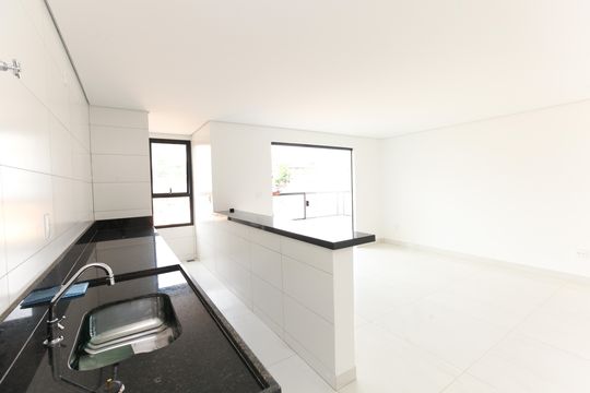Apartamento para alugar com 3 quartos, 133m² em Diamante, Belo Horizonte