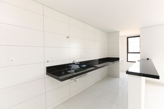 Apartamento para alugar com 3 quartos, 133m² em Diamante, Belo Horizonte