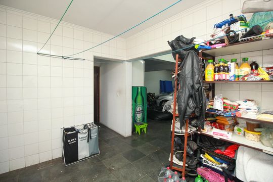 Área de Serviço de casa para alugar com 4 quartos, 242m² em Vila Alto de Santo Andre, Santo André
