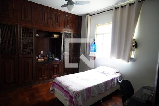 Apartamento à venda com 4 quartos, 140m² em Coração Eucarístico, Belo Horizonte