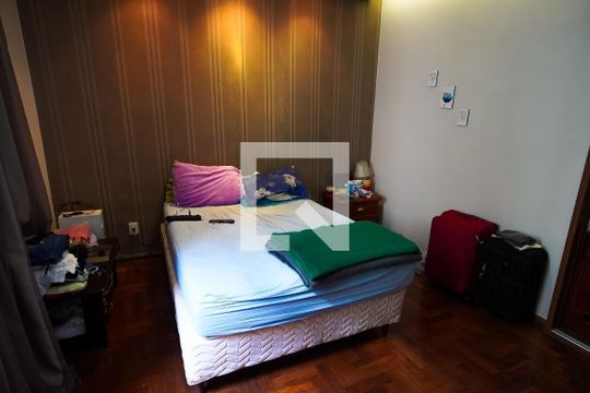 Apartamento à venda com 4 quartos, 140m² em Coração Eucarístico, Belo Horizonte