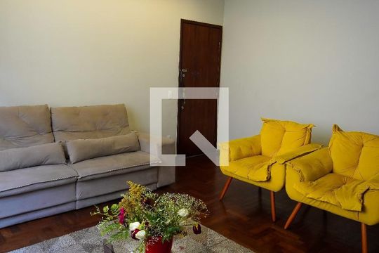Apartamento à venda com 4 quartos, 140m² em Coração Eucarístico, Belo Horizonte
