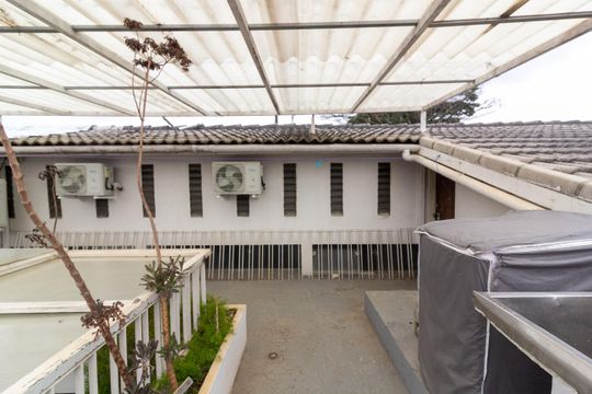 Área de Serviço de casa para alugar com 8 quartos, 520m² em Jardim Los Angeles, São Paulo