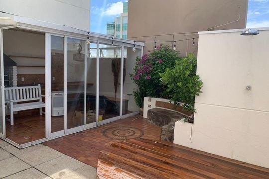 Área externa de apartamento para alugar com 2 quartos, 110m² em Moema, São Paulo