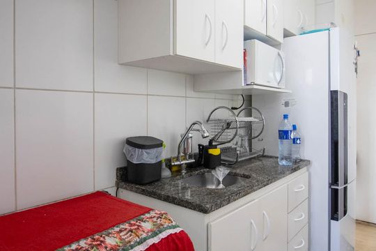 Cozinha  de apartamento à venda com 3 quartos, 65m² em Vila Praia, São Paulo