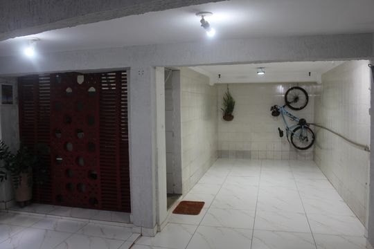 Garagem de casa à venda com 4 quartos, 201m² em Barcelona, São Caetano do Sul