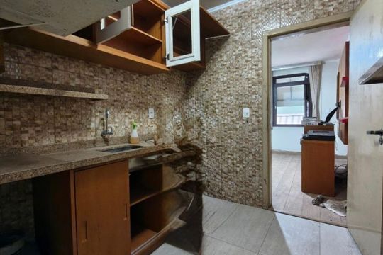 Cozinha de apartamento à venda com 2 quartos, 90m² em Jardim São Pedro, Porto Alegre