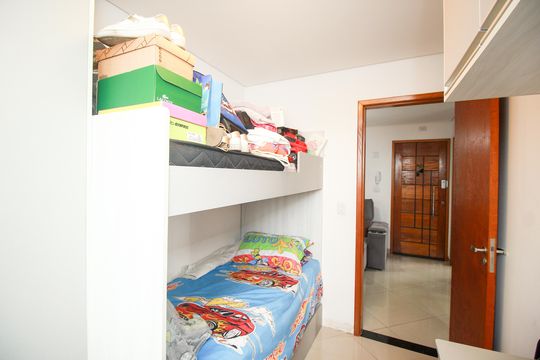 Quarto de apartamento à venda com 2 quartos, 102m² em Centreville, Santo André