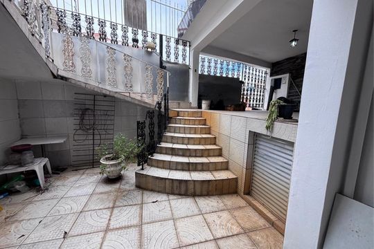 Área externa de casa à venda com 3 quartos, 248m² em Vila Santana, São Paulo