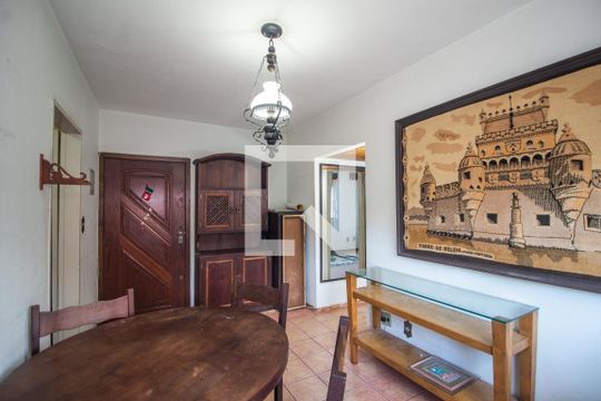 Sala de apartamento à venda com 2 quartos, 49m² em Cristal, Porto Alegre