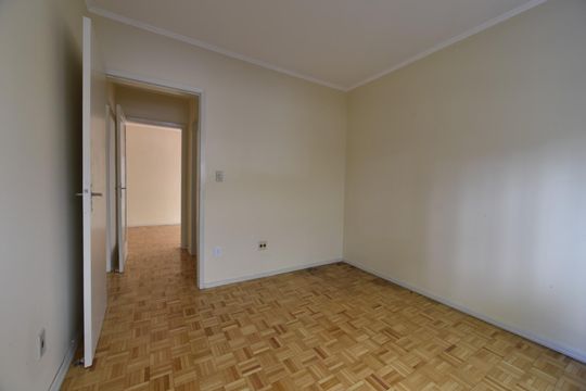 Quarto 1 de apartamento à venda com 2 quartos, 57m² em Independência, Porto Alegre