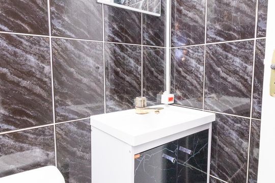 Banheiro da Suíte de casa para alugar com 3 quartos, 100m² em Jardim Santa Maria, São Paulo
