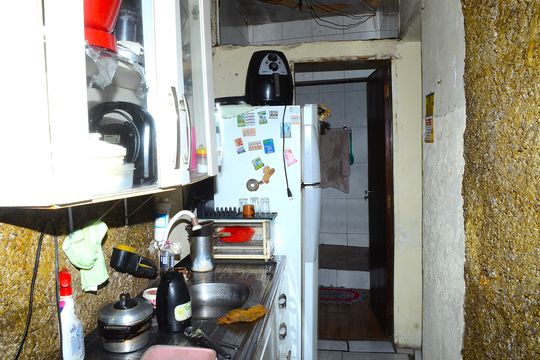 Cozinha de casa para alugar com 2 quartos, 100m² em Primeiro de Maio, Belo Horizonte