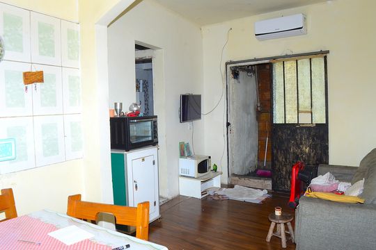 Sala de casa para alugar com 2 quartos, 100m² em Primeiro de Maio, Belo Horizonte