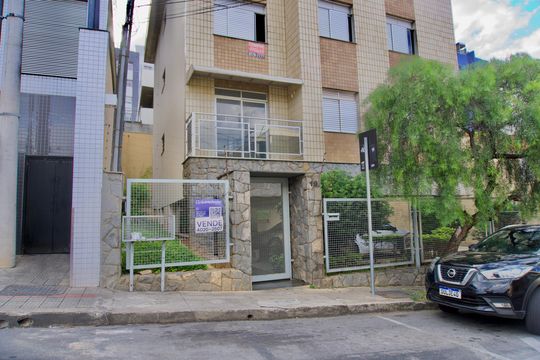 Placa QuintoAndar de apartamento à venda com 3 quartos, 64m² em Alto Caiçaras, Belo Horizonte
