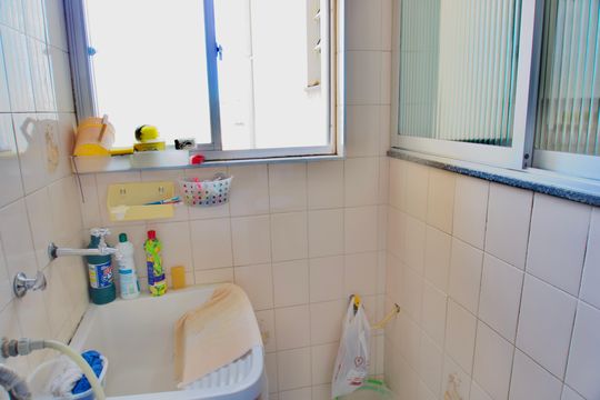 Área de Serviço de apartamento à venda com 3 quartos, 64m² em Alto Caiçaras, Belo Horizonte