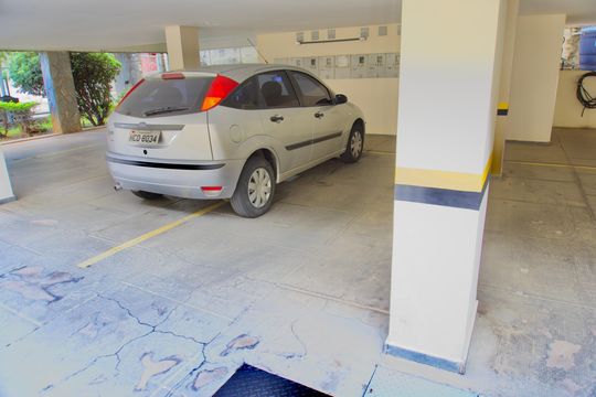 Vaga de Garagem de apartamento à venda com 3 quartos, 64m² em Alto Caiçaras, Belo Horizonte
