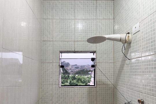 Banheiro Social 2 de apartamento para alugar com 4 quartos, 135m² em Ferrazópolis, São Bernardo do Campo