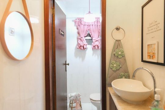 Lavabo de casa à venda com 6 quartos, 300m² em Vila Chuca, São Paulo