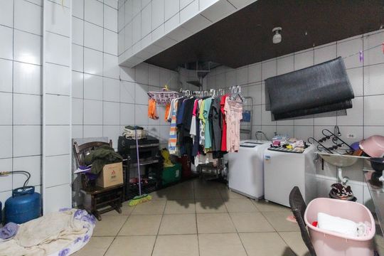 Área de Serviço de casa à venda com 6 quartos, 300m² em Vila Chuca, São Paulo