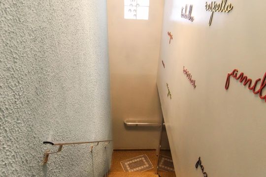 Escada de casa à venda com 6 quartos, 300m² em Vila Chuca, São Paulo