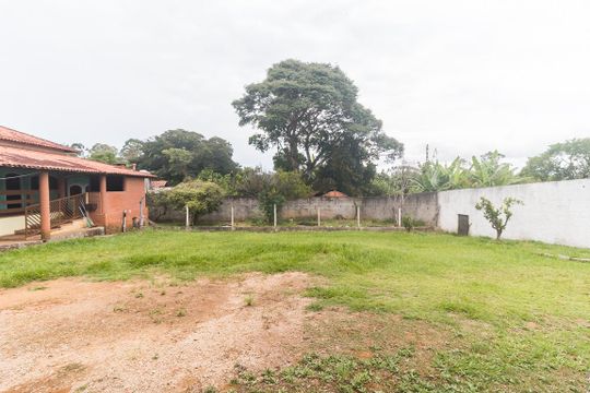 Área comum de casa para alugar com 6 quartos, 300m² em Parque das Varinhas, Mogi das Cruzes