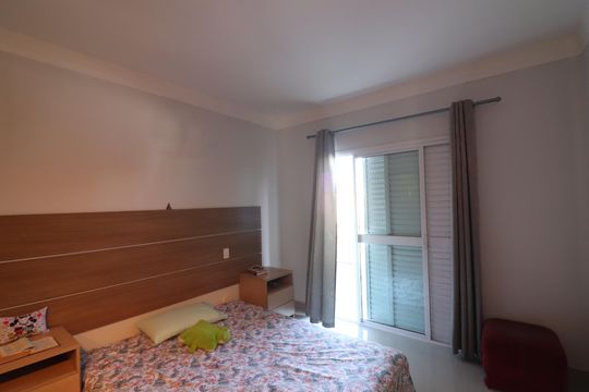 Quarto 1 - Suíte de casa à venda com 3 quartos, 300m² em Vila Alves Dias, São Bernardo do Campo