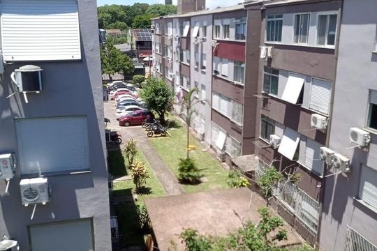 Vista de apartamento à venda com 1 quarto, 40m² em Cristal, Porto Alegre