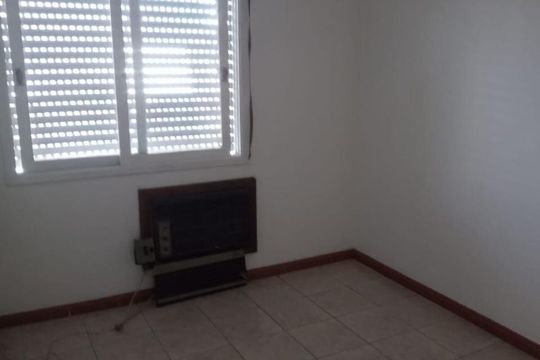 Quarto de apartamento à venda com 1 quarto, 40m² em Cristal, Porto Alegre