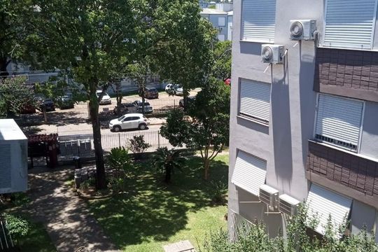 Vista de apartamento à venda com 1 quarto, 40m² em Cristal, Porto Alegre