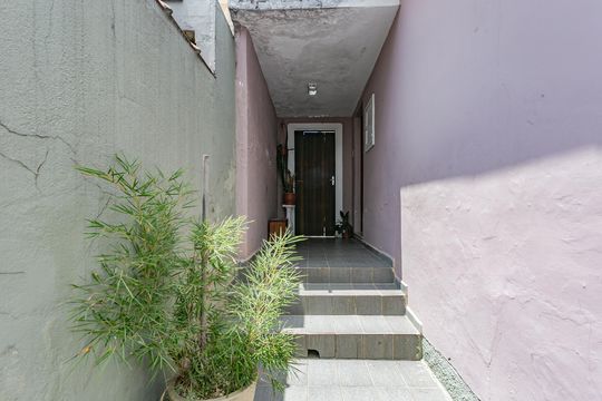 Hall de entrada de casa à venda com 3 quartos, 195m² em São João Climaco, São Paulo