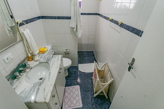 Banheiro de casa à venda com 3 quartos, 195m² em São João Climaco, São Paulo