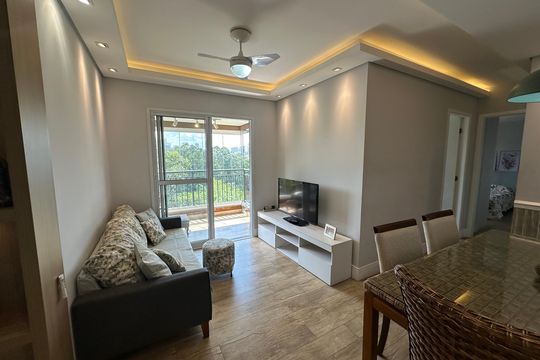 Apartamento à venda com 2 quartos, 60m² em Jardim Tupanci, Barueri