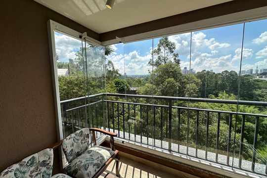 Apartamento à venda com 2 quartos, 60m² em Jardim Tupanci, Barueri
