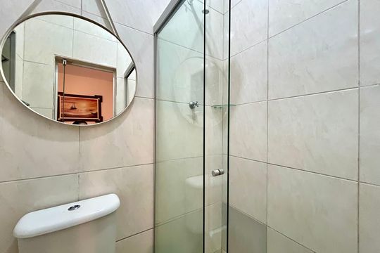 Banheiro de casa para alugar com 1 quarto, 60m² em Jardim Santa Mena, Guarulhos