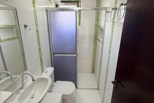 Banheiro de apartamento à venda com 2 quartos, 60m² em Independência, São Bernardo do Campo