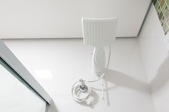 Banheiro  de apartamento para alugar com 1 quarto, 25m² em Vila Monte Alegre, São Paulo