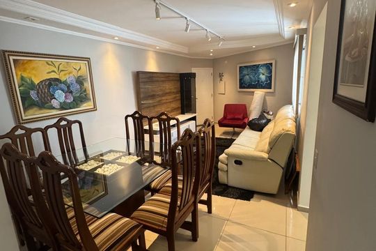 Sala de apartamento à venda com 2 quartos, 70m² em Água Rasa, São Paulo