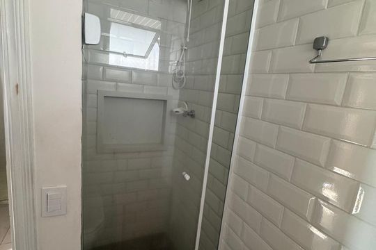 Banheiro de apartamento à venda com 2 quartos, 70m² em Água Rasa, São Paulo