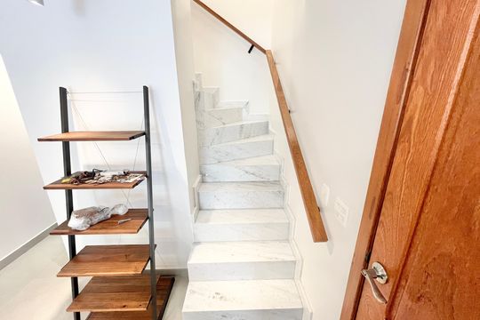 Escada de casa à venda com 2 quartos, 160m² em Santana, São Paulo