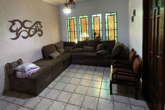 Casa à venda com 5 quartos, 219m² em Vila Homero Thon, Santo André