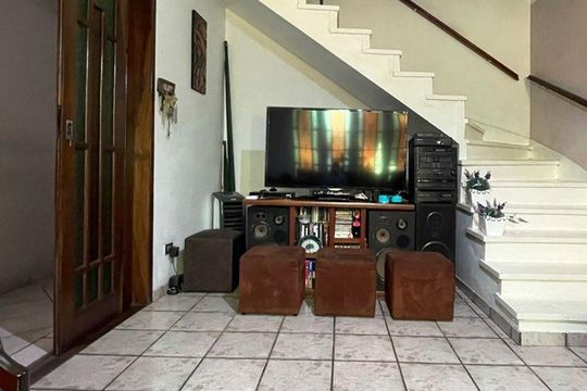 Sala de casa à venda com 5 quartos, 219m² em Vila Homero Thon, Santo André