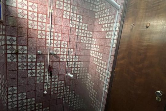 Banheiro de casa à venda com 5 quartos, 219m² em Vila Homero Thon, Santo André