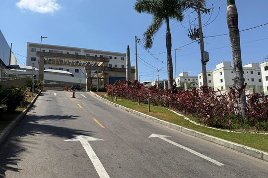 Fachada de apartamento à venda com 2 quartos, 45m² em Chacaras Reunidas Santa Terezinha, Contagem