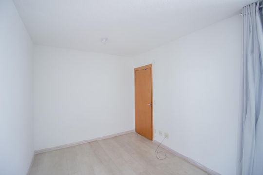 Sala de apartamento à venda com 2 quartos, 45m² em Chacaras Reunidas Santa Terezinha, Contagem