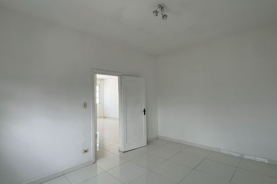 Quarto 2 de apartamento para alugar com 2 quartos, 81m² em Gonzaga, Santos