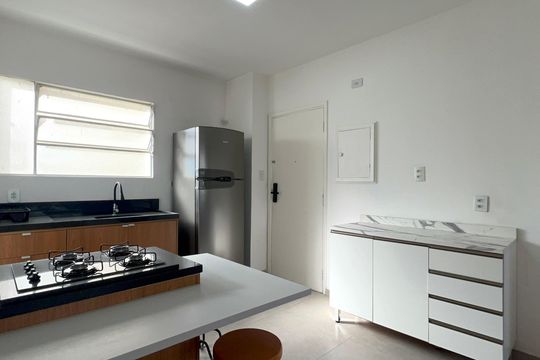 Cozinha de apartamento à venda com 2 quartos, 100m² em Jardim Paulista, São Paulo
