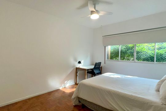 Suite de apartamento à venda com 2 quartos, 100m² em Jardim Paulista, São Paulo