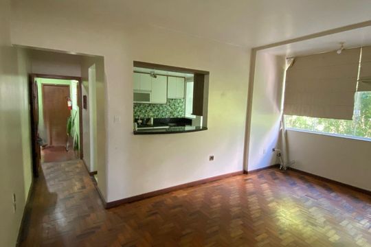 Sala de apartamento à venda com 2 quartos, 70m² em Menino Deus, Porto Alegre